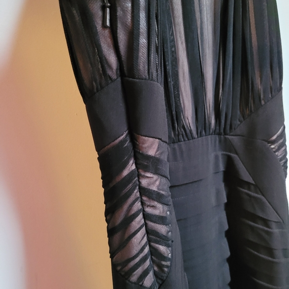 Black Jax formal dress - Picture 7 of 10